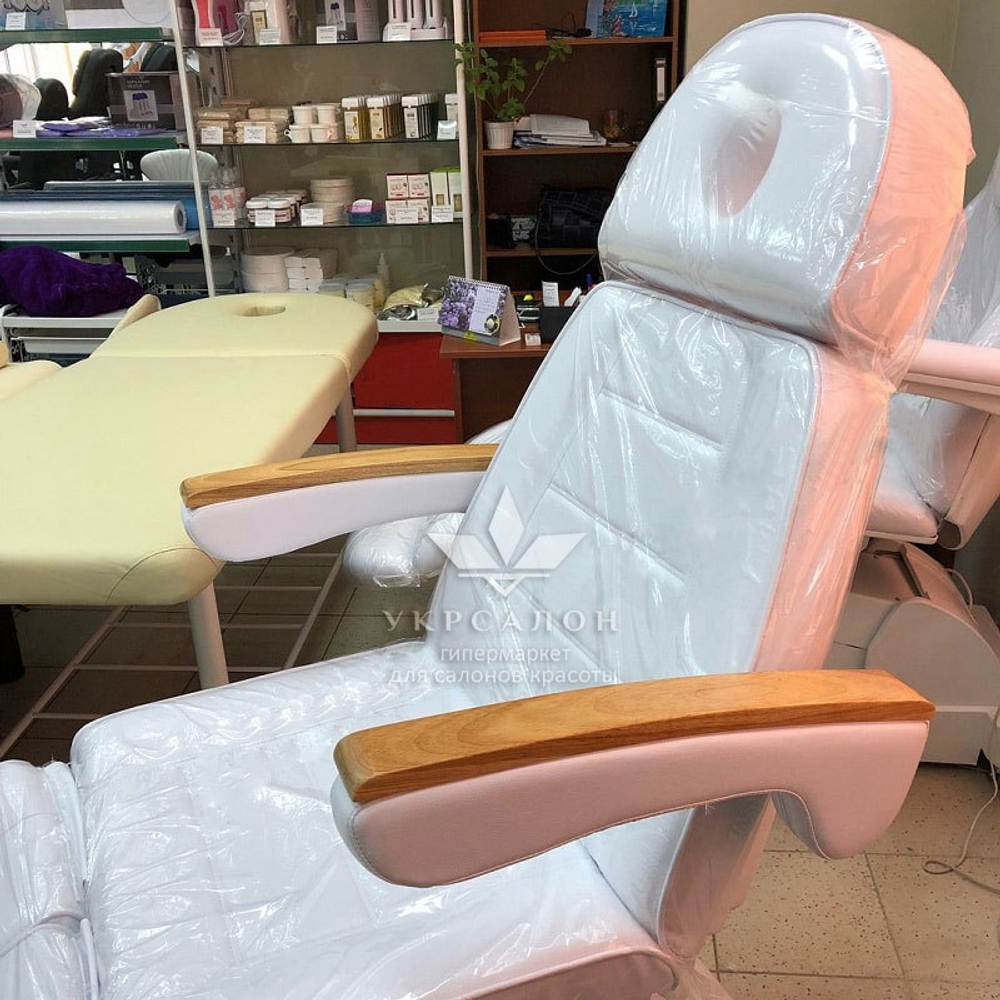 Кушетка педикюрно-косметологическая 273C