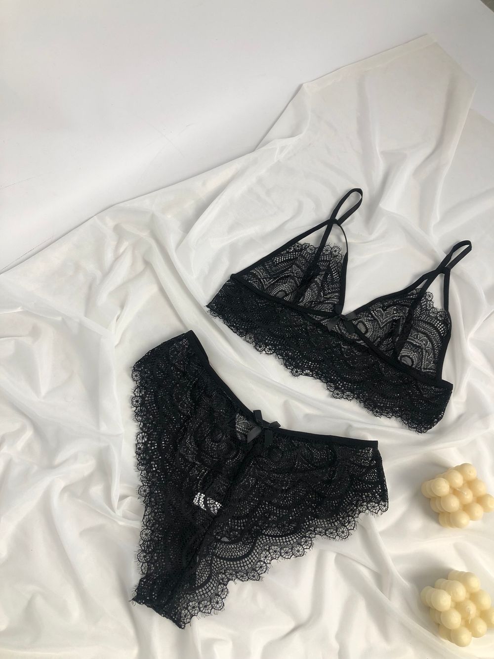 Мереживна білизна