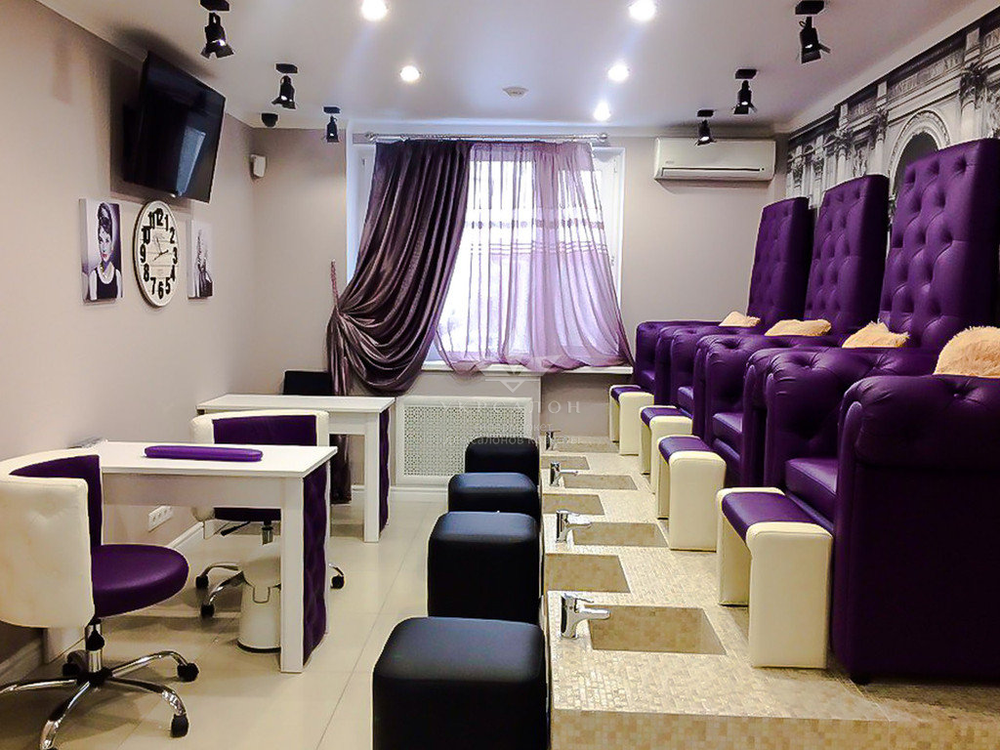 Педикюрное крісло трон queen