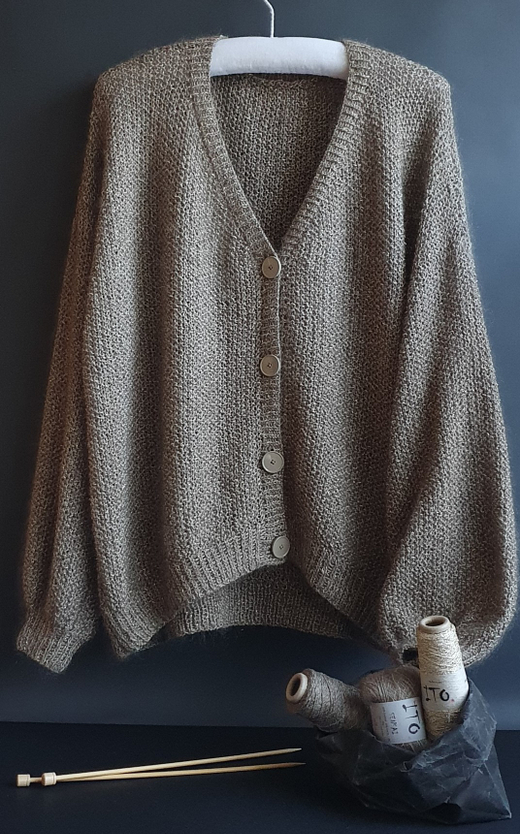 Lovely cardigan. БЕСПЛАТНО!