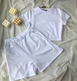 Костюм на лето