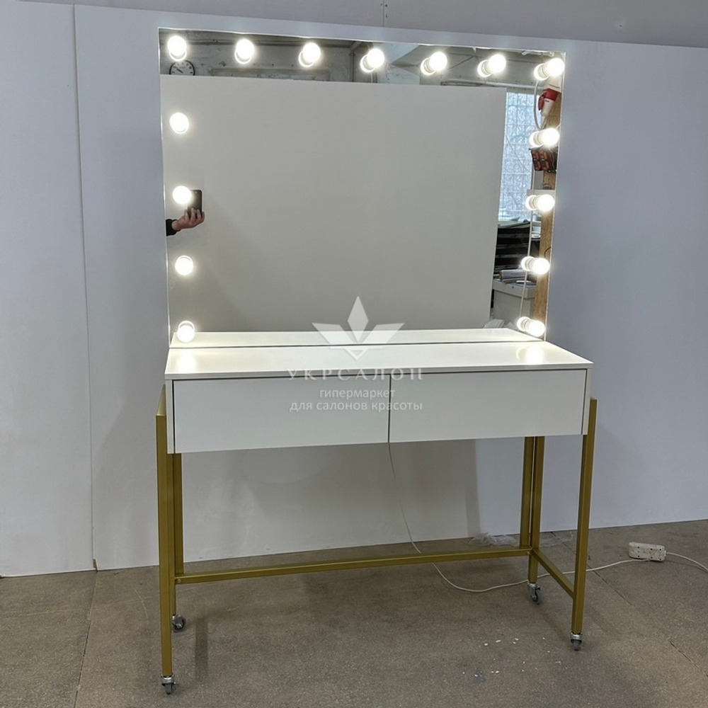 Робоче місце перукаря ДЗ-09